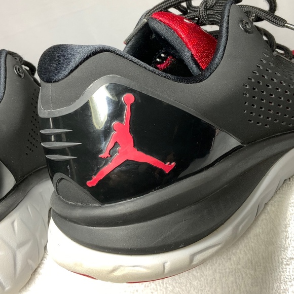 Air Jordan Men's Trainer ST Team - Size 11 - Picture 14 of 15